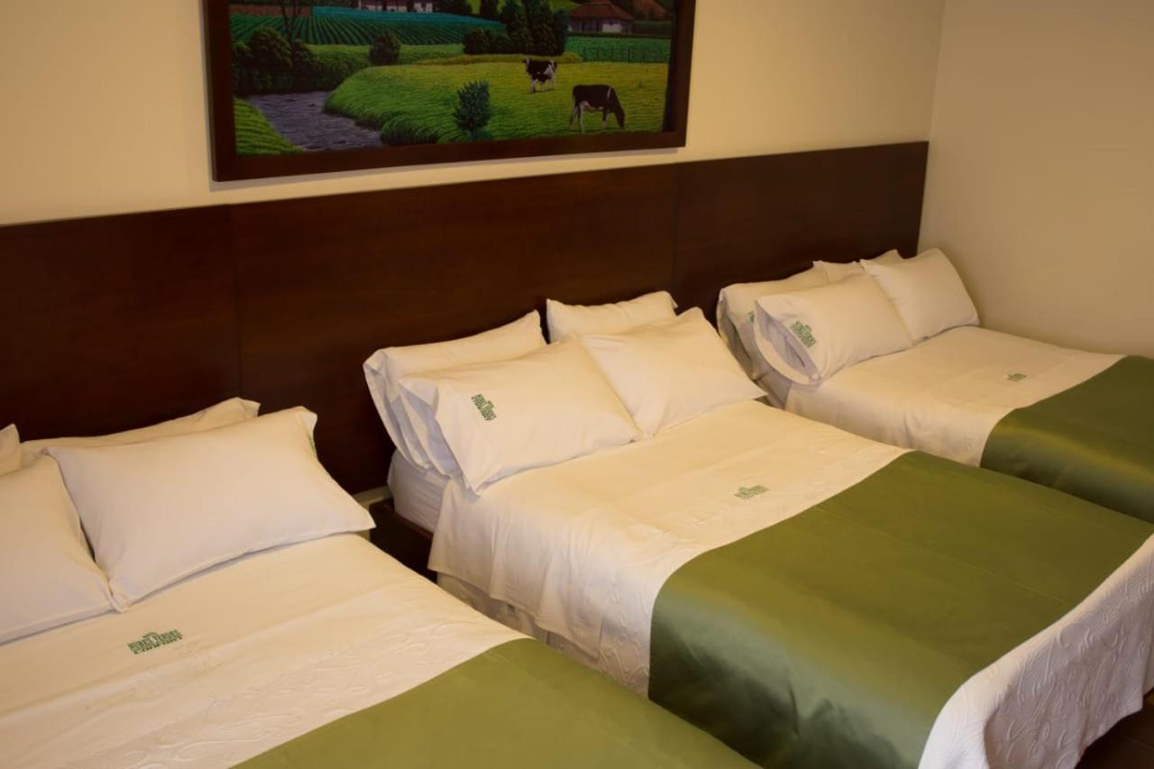 Hotel Nubes Verdes Ipiales Buitenkant foto